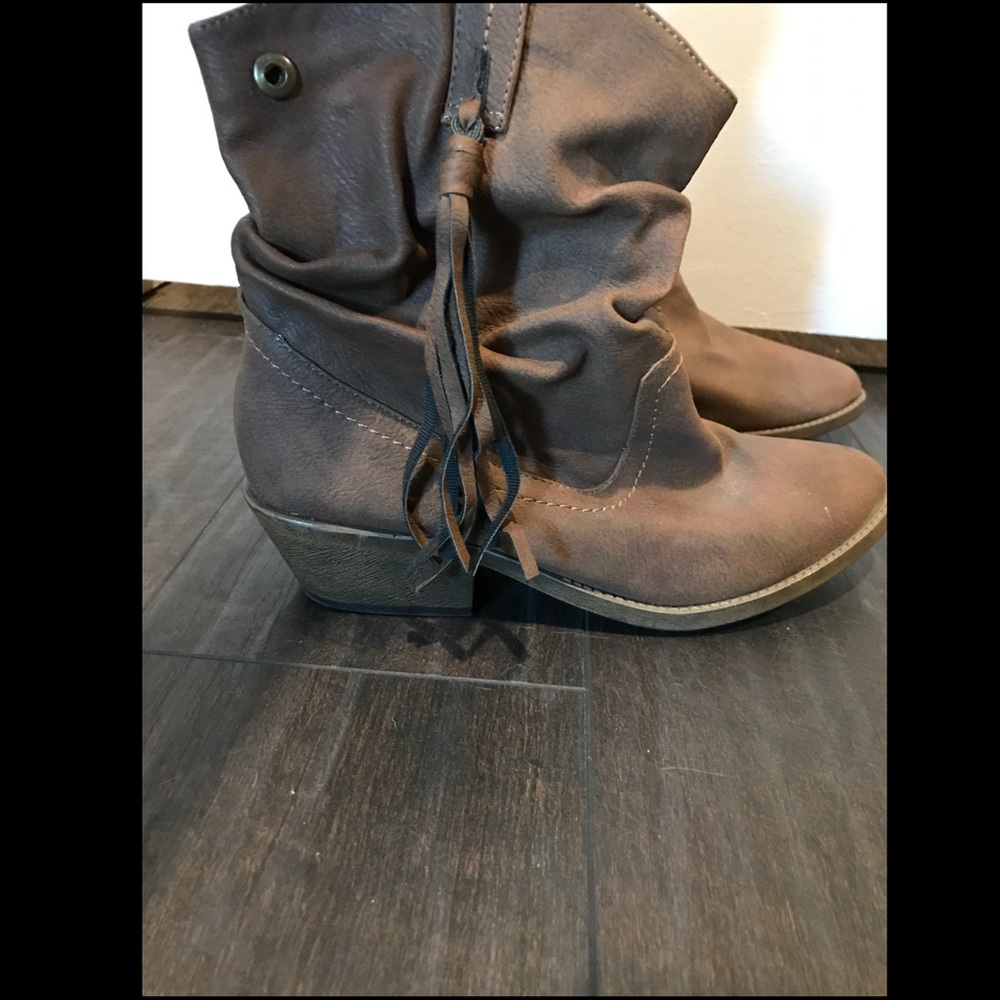 Fringe Western Boots